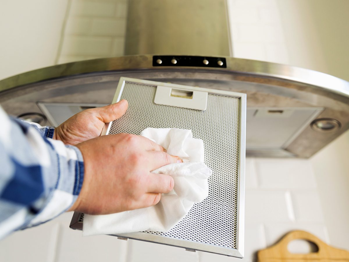 Weekly Home Maintenance: 9 Quick Tasks Every Homeowner Should Do
