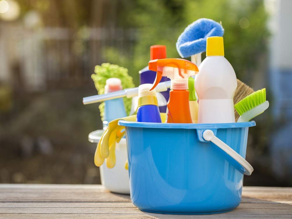 Drain Care: 12 Items You Should Never Flush – Protect Your Pipes & Environment