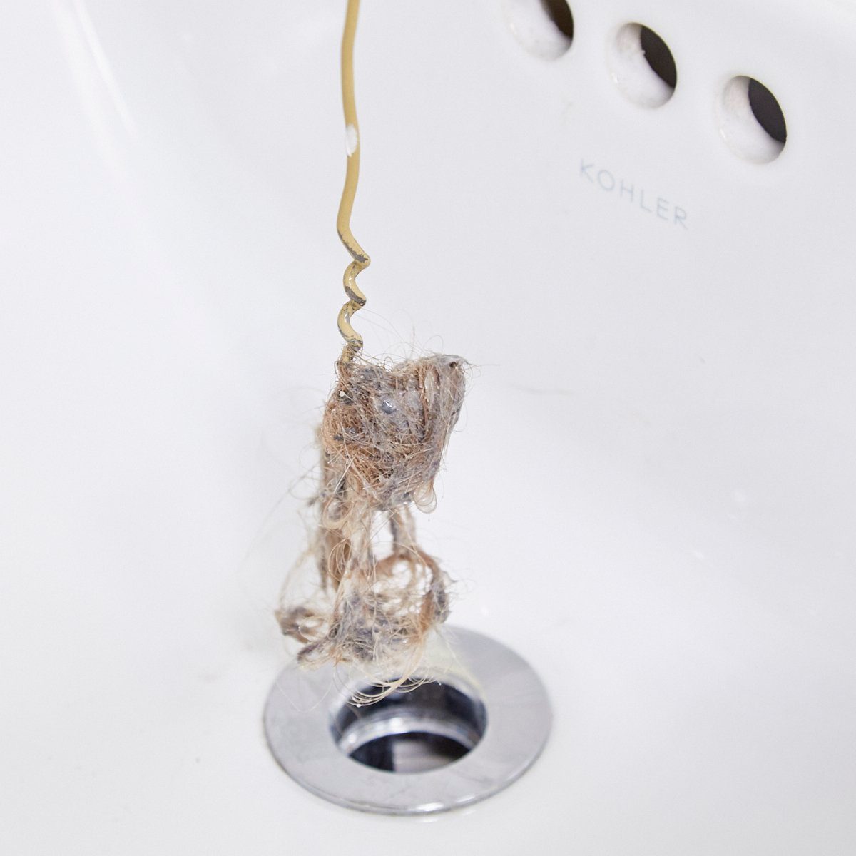 Effective Cleaning Hacks: Tackle Stubborn Stains & Grime