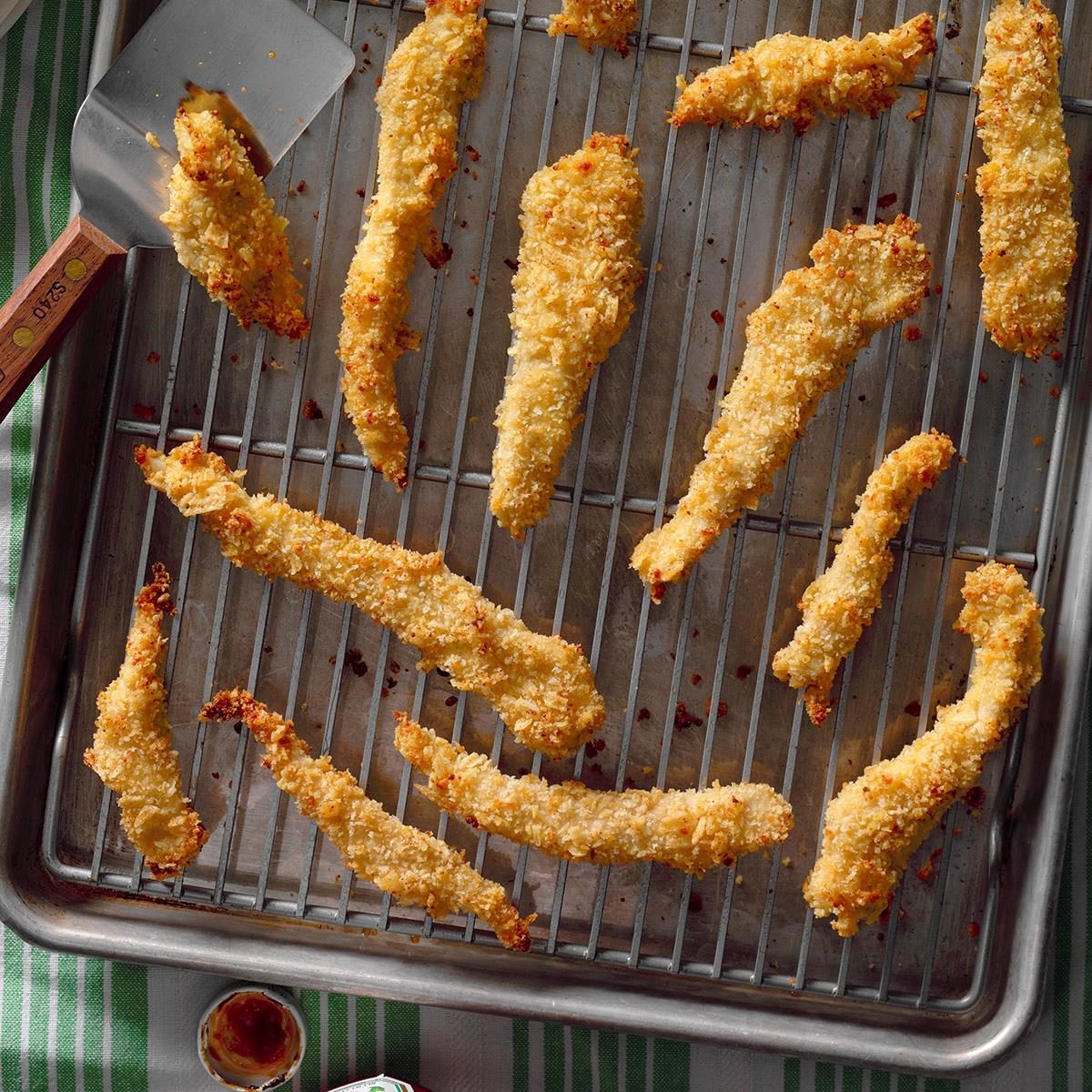 Ultimate TV Marathon Snacks: 25 Sweet & Savory Ideas