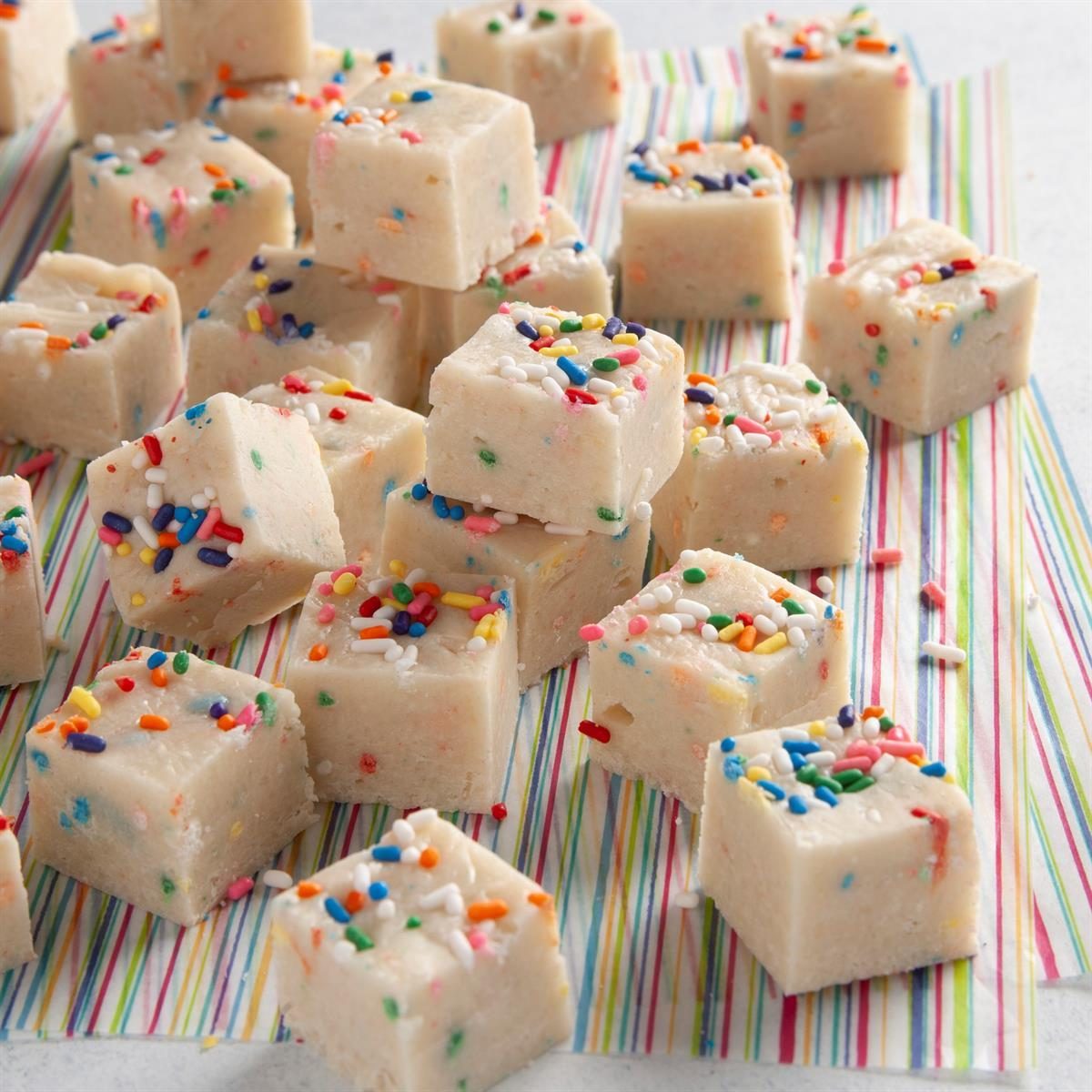 Easy Cake Mix Desserts: 30 Simple & Delicious Recipes