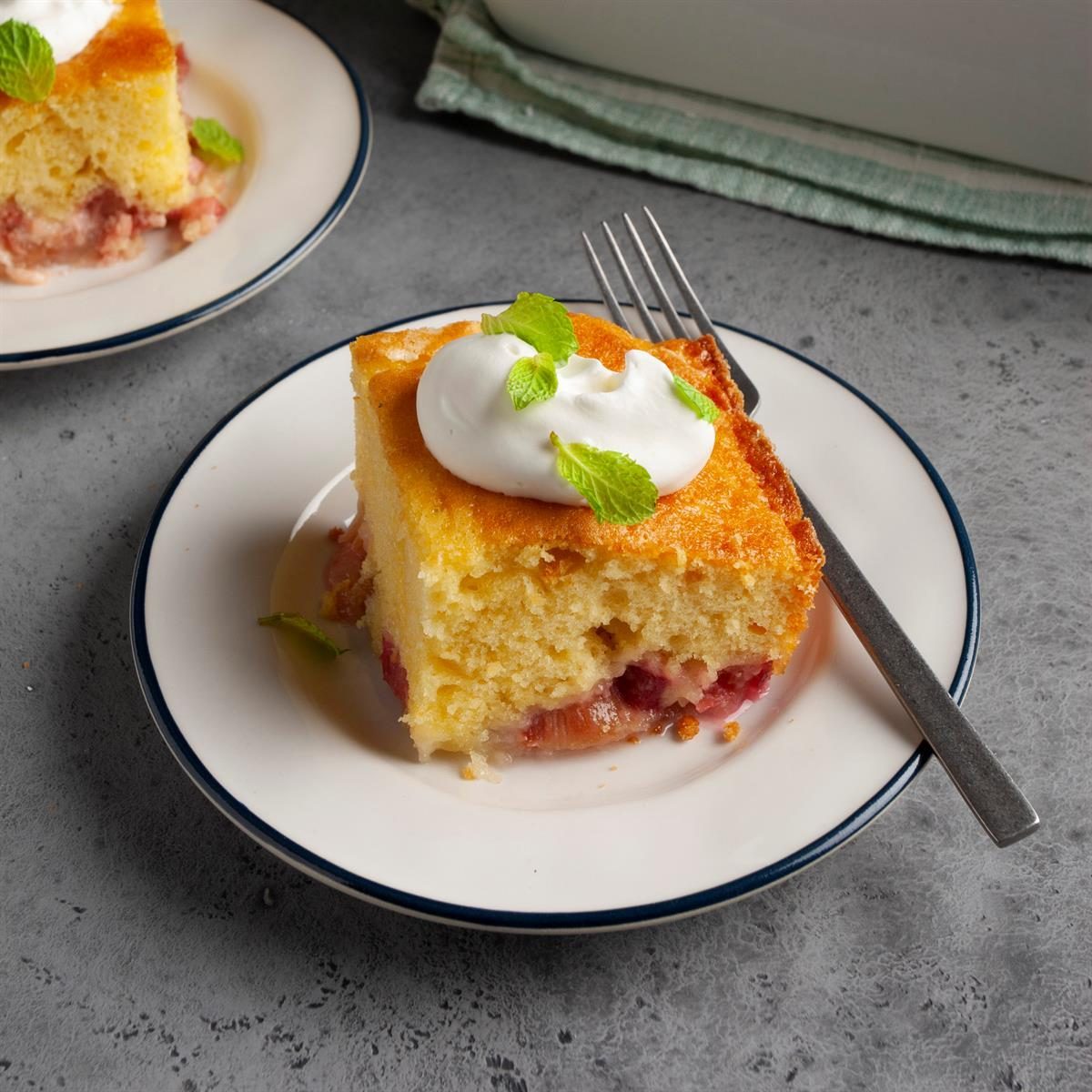 Easy Cake Mix Desserts: 30 Simple & Delicious Recipes