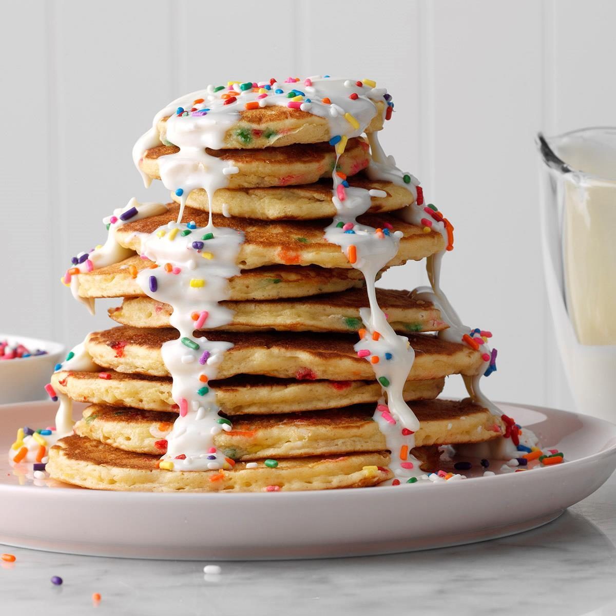 Easy Cake Mix Desserts: 30 Simple & Delicious Recipes