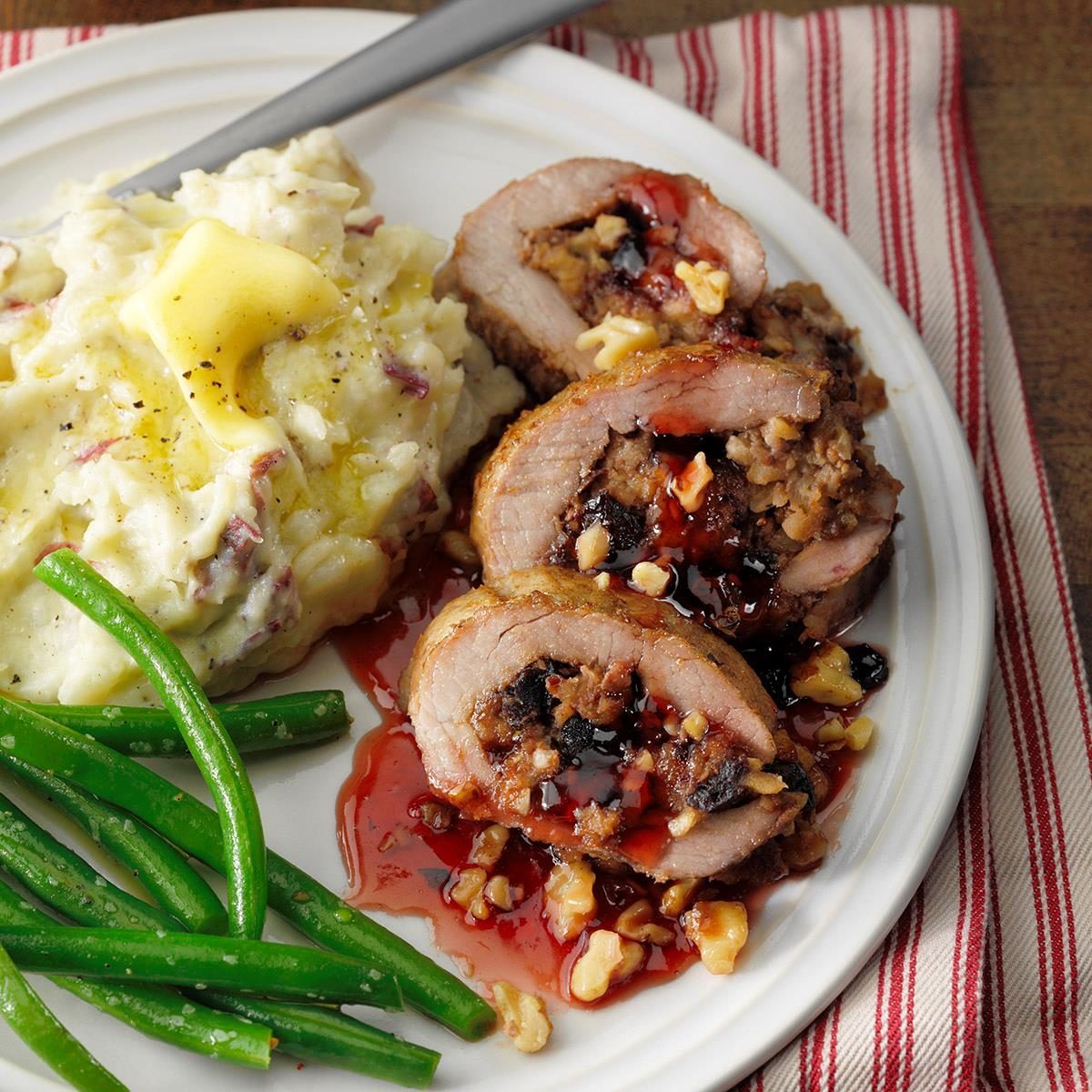 30 Easy Christmas Dinner Ideas for a Small Gathering
