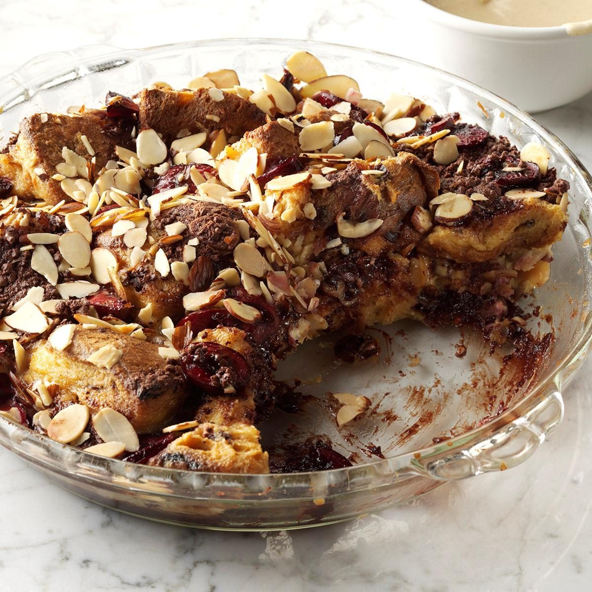 Cozy Winter Desserts: 30 Recipes for Warm Treats