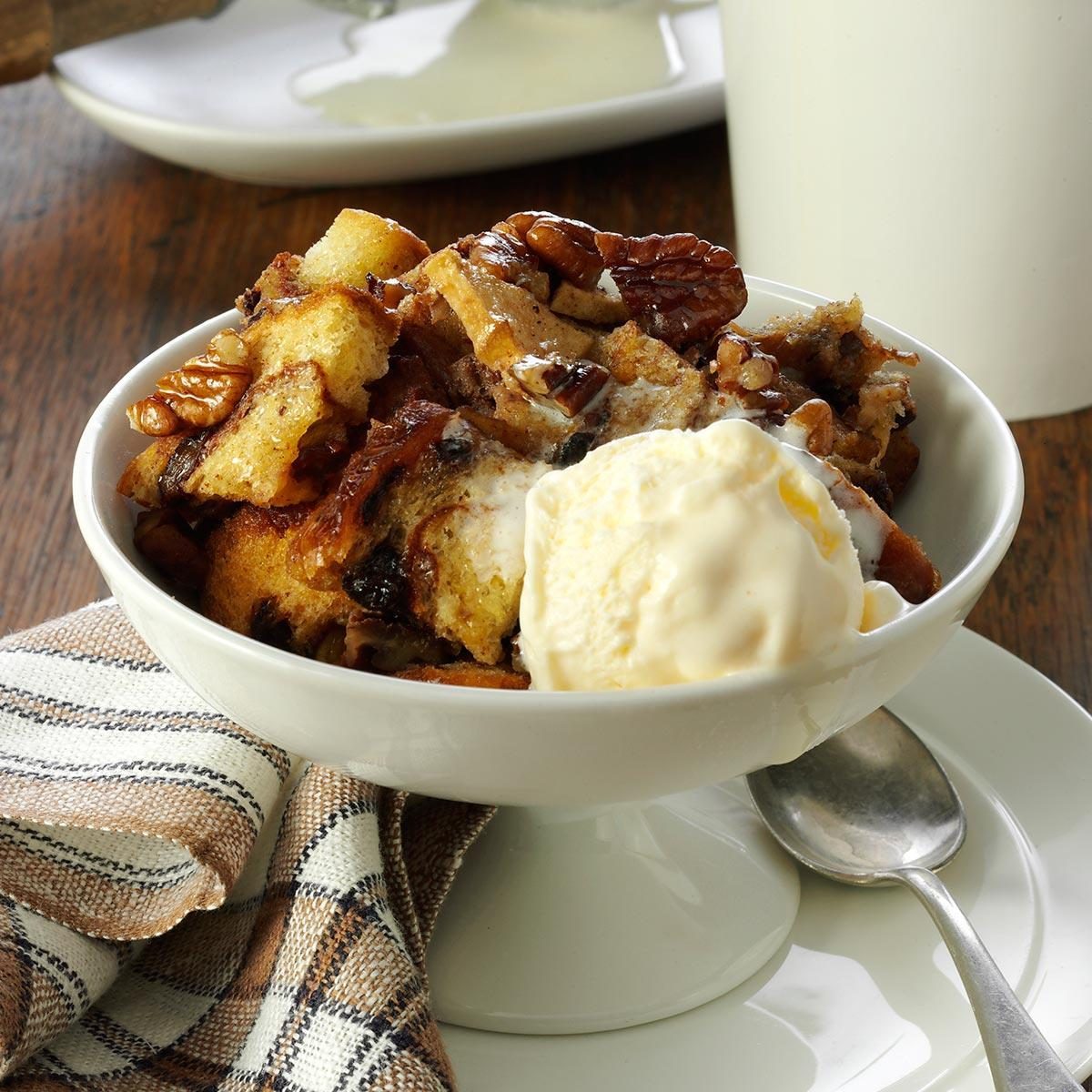 Cozy Winter Desserts: 30 Recipes for Warm Treats