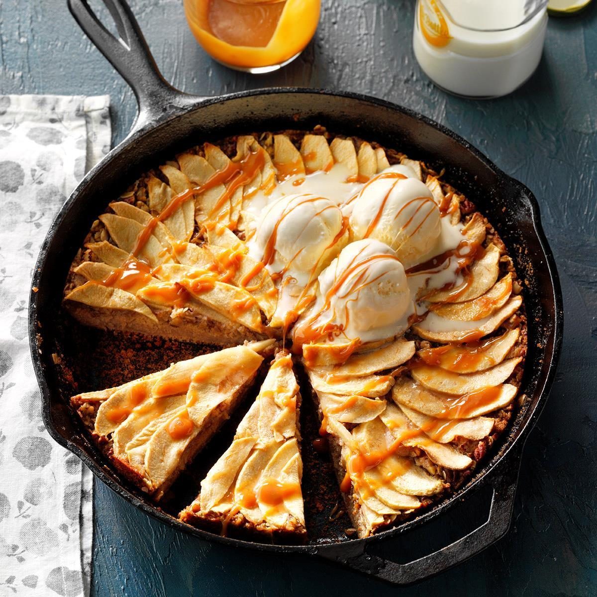 Cozy Winter Desserts: 30 Recipes for Warm Treats