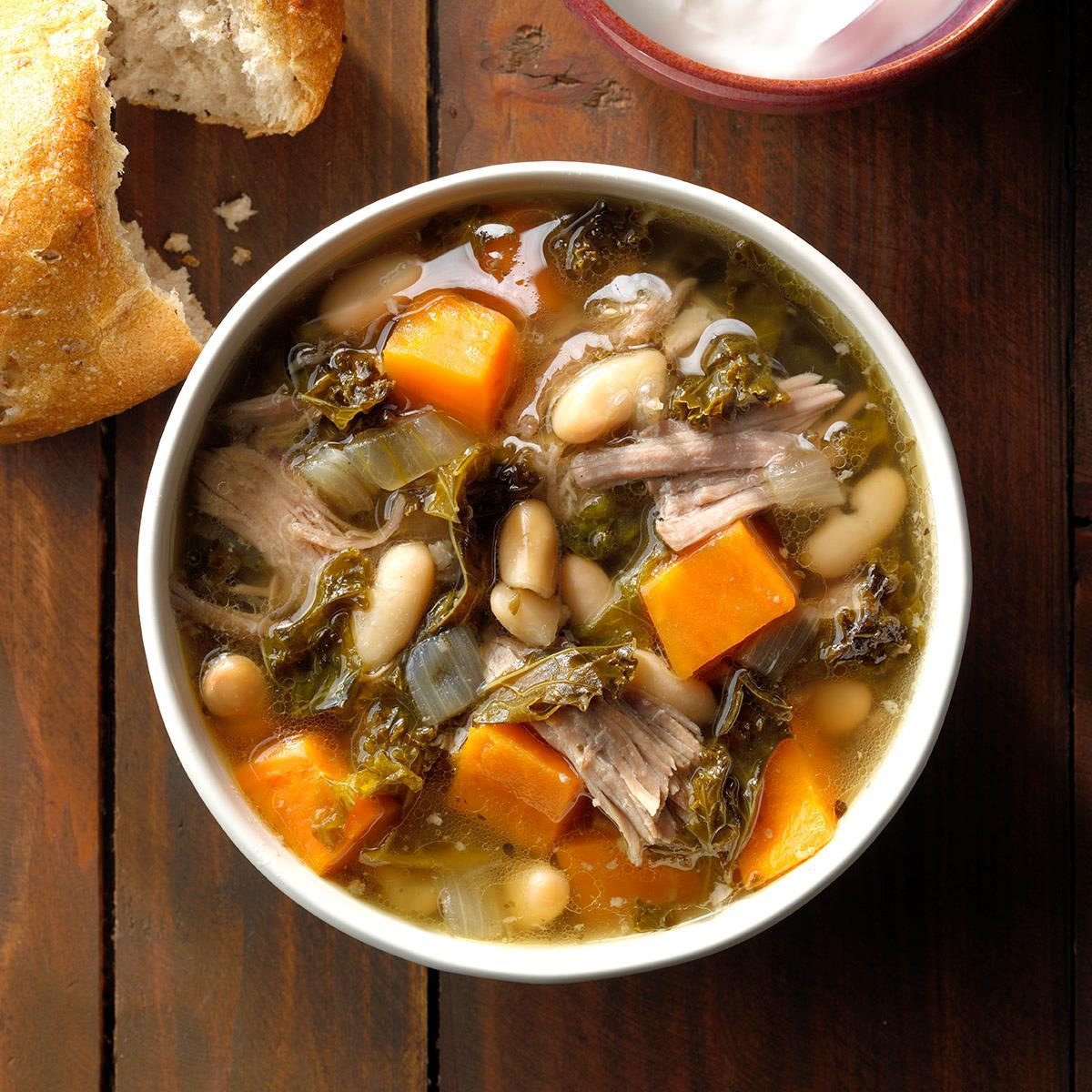 Easy Slow Cooker Recipes: 50 Delicious Meals for Busy Families