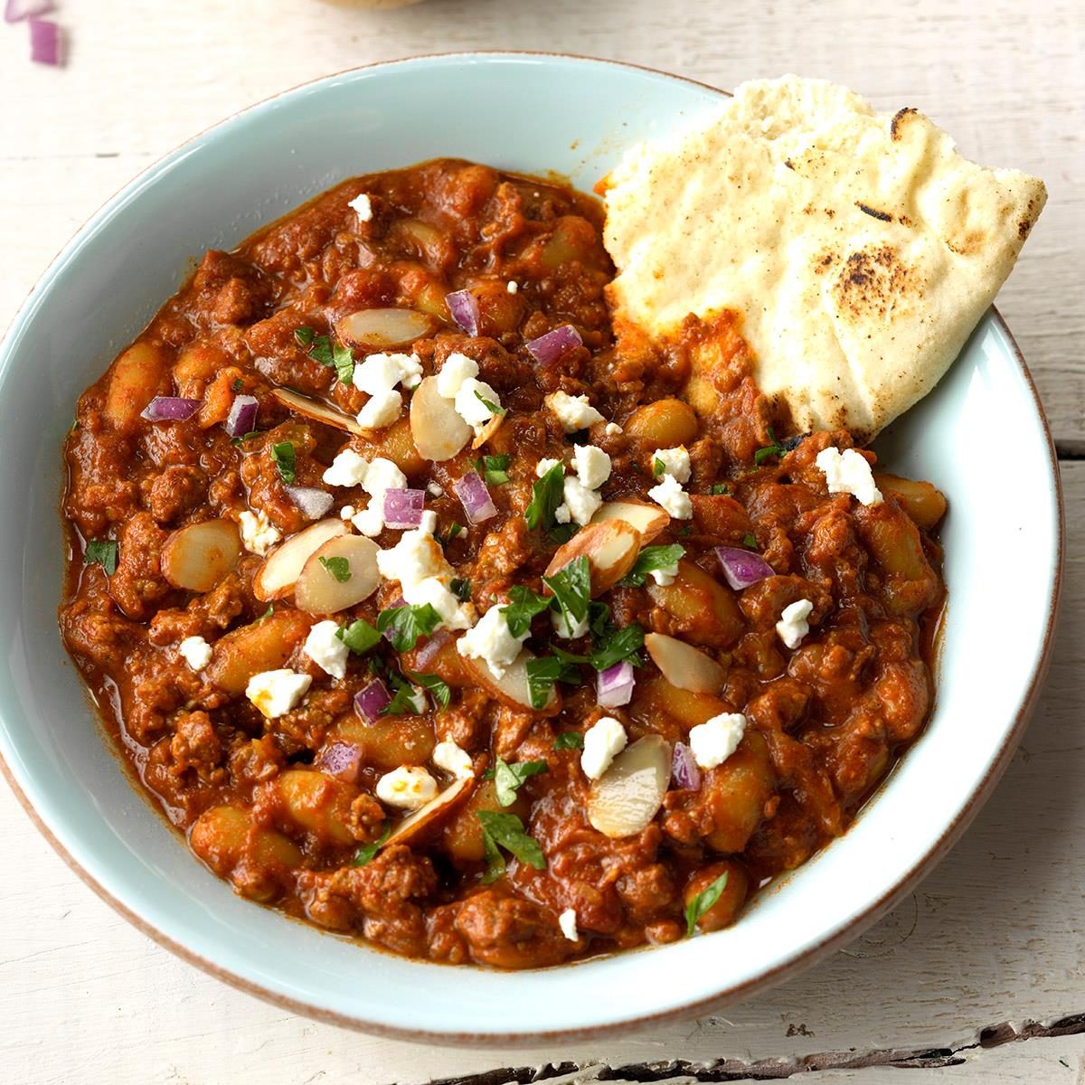 Easy Slow Cooker Recipes: 50 Delicious Meals for Busy Families