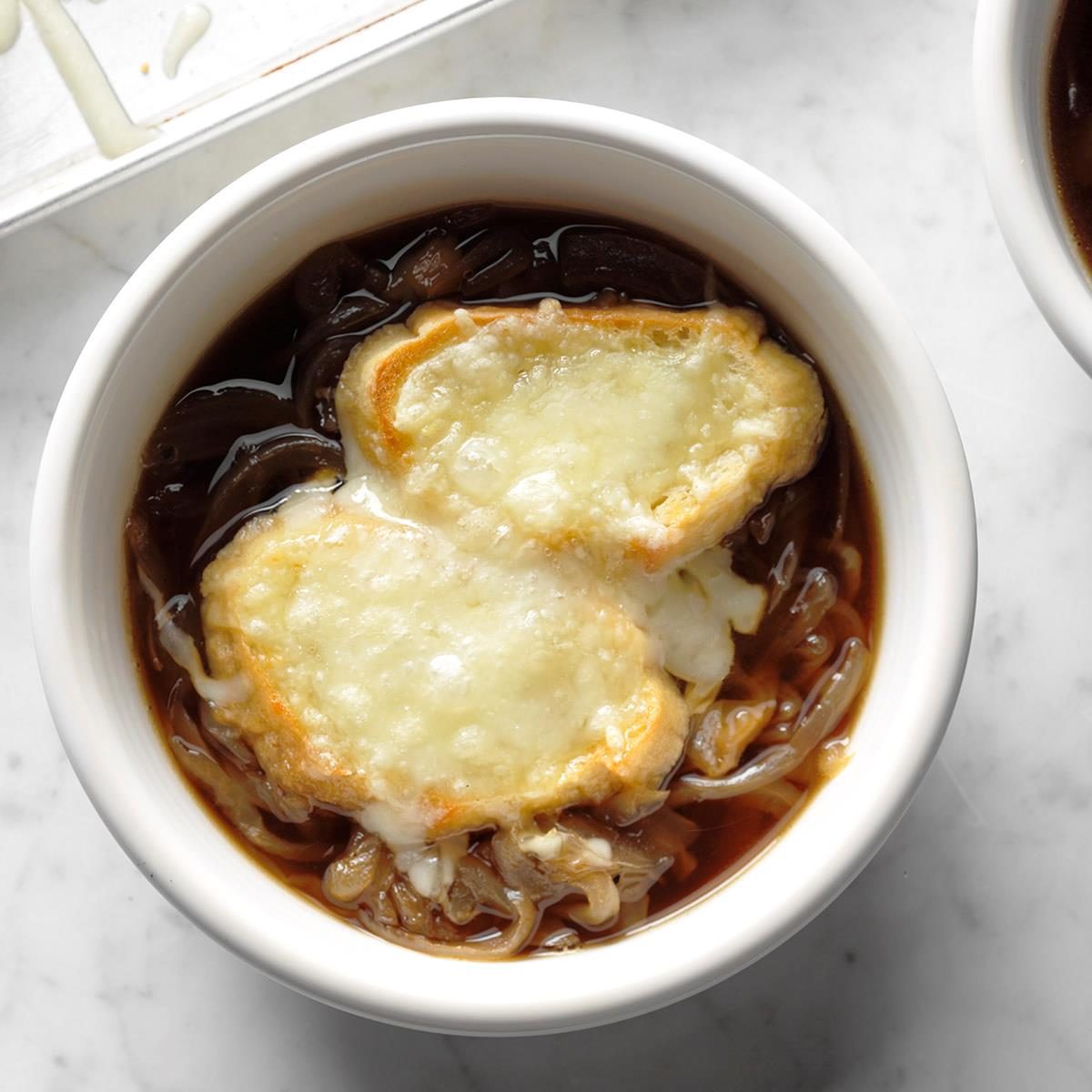 Easy Slow Cooker Recipes: 50 Delicious Meals for Busy Families