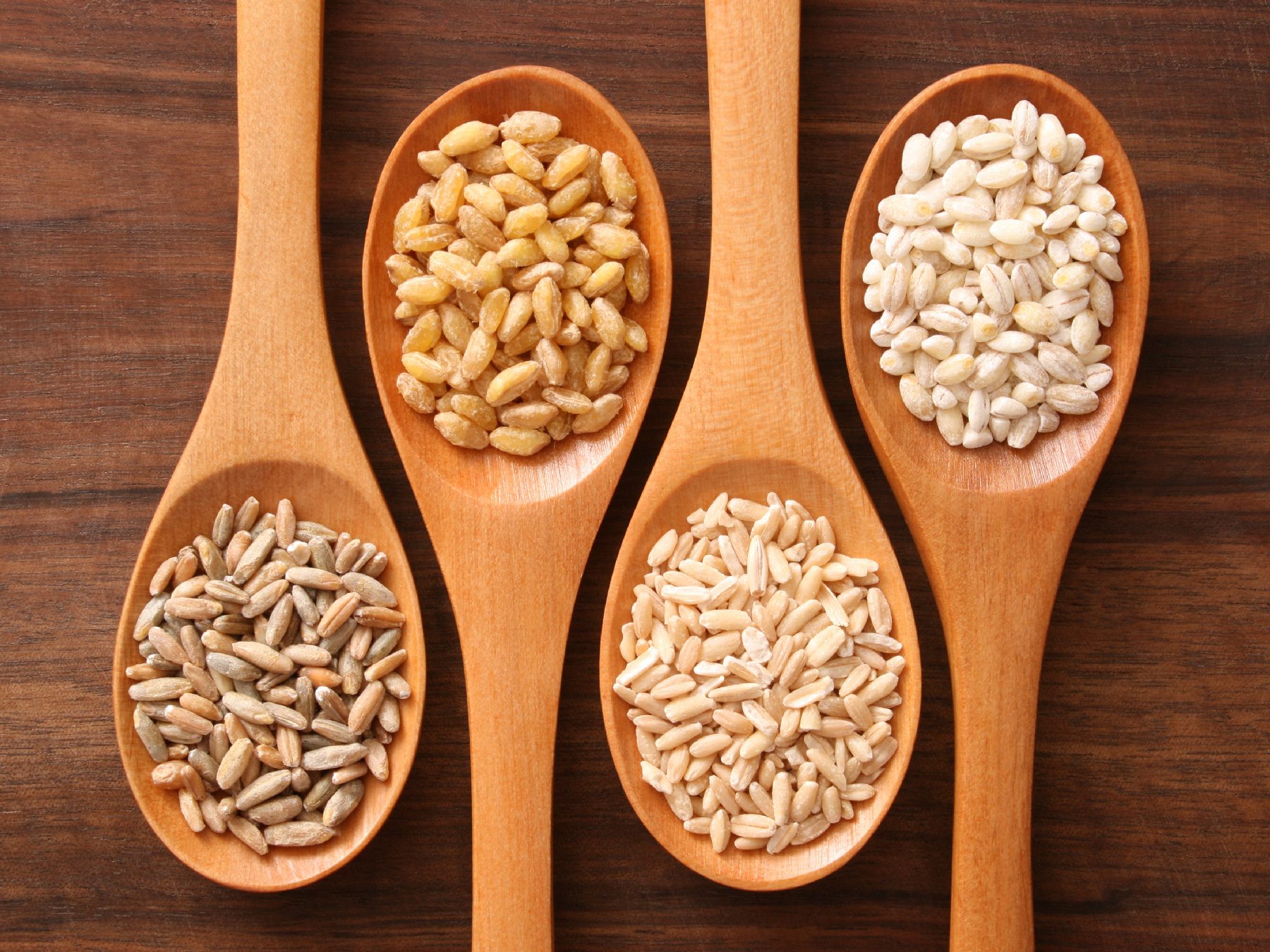 Improve Sleep Naturally: 10 Diet-Based Tips