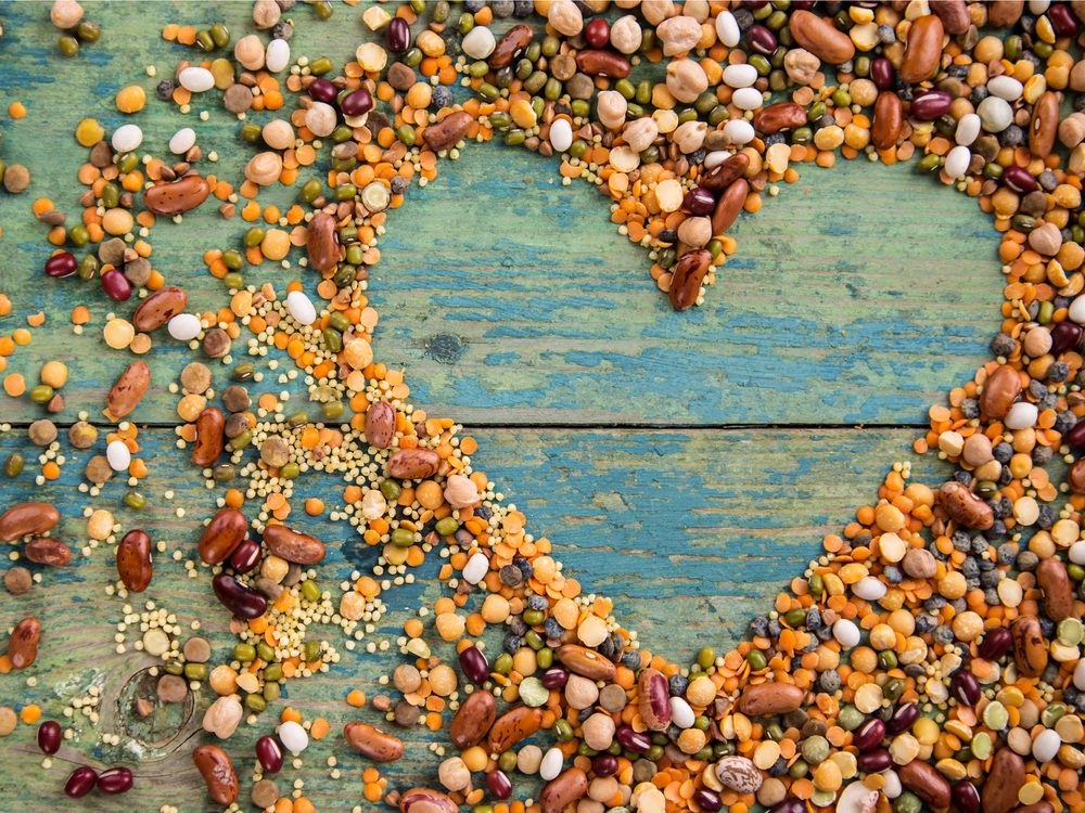 Beans: Health Benefits & Risks - A Comprehensive Guide