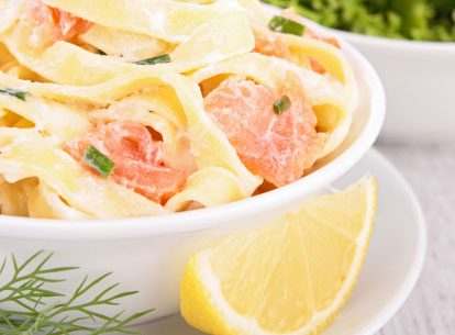 10 Healthy Food Swaps to Reduce Calories (Backed by Experts)