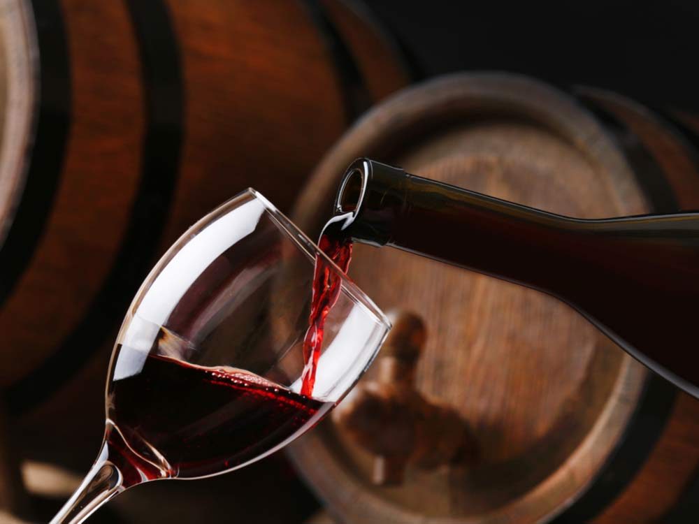 10 Foods That Accelerate Aging – Expert Insights