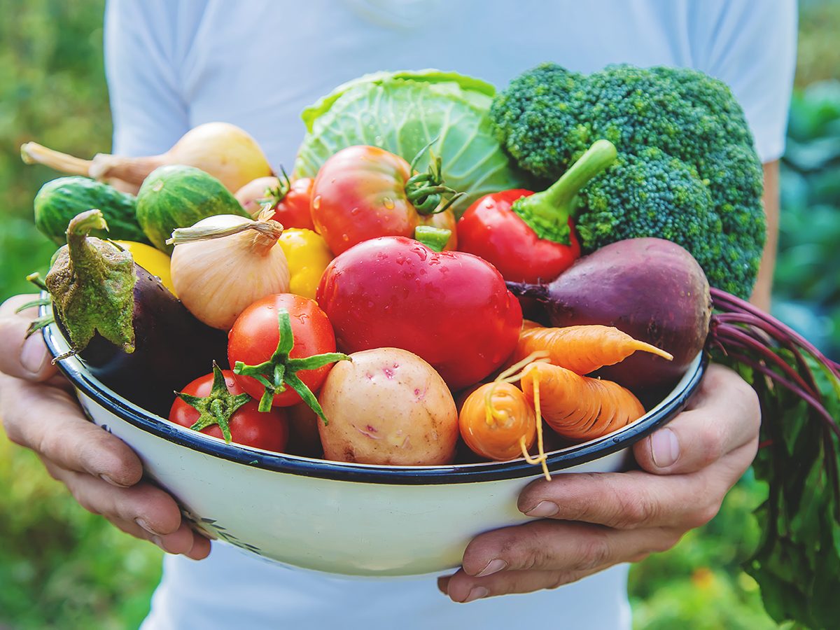 Seasonal Fruits & Vegetables: A Month-by-Month Guide for Peak Flavor & Nutrition