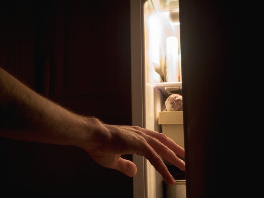 Nutritionists Nighttime Food Avoidance: 13 Foods to Skip Before Bed