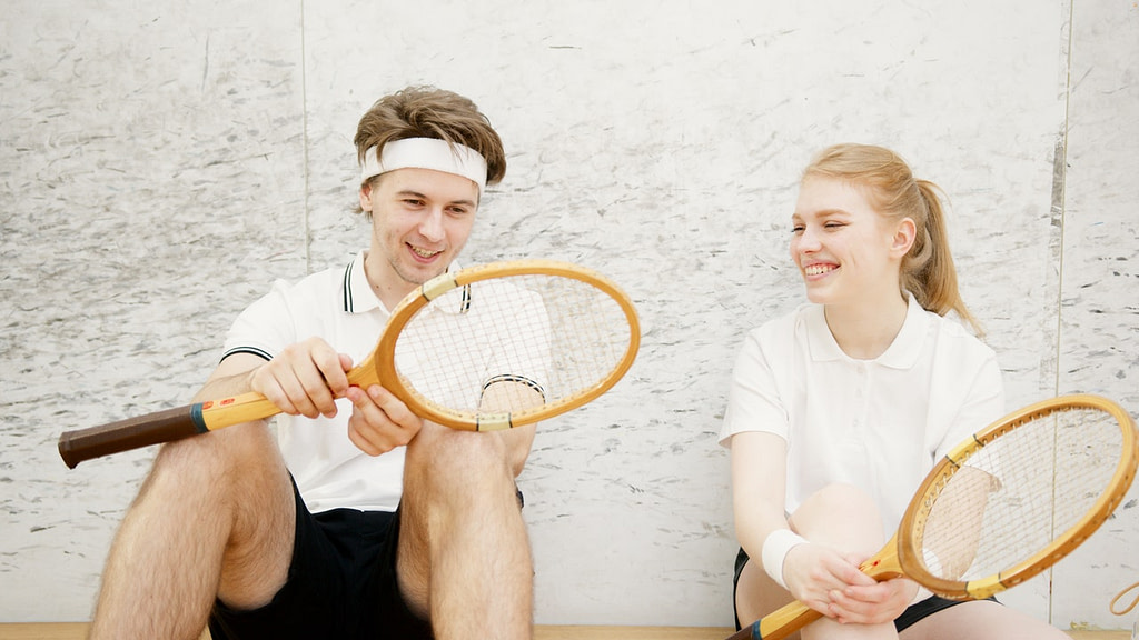 27 Conversation Starters: Deepen Connection with Your Girlfriend