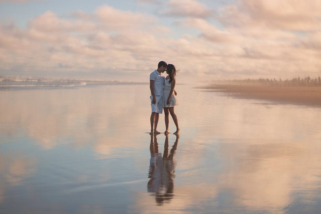 Expressing Love: 100+ Ways to Say I Love You Effectively
