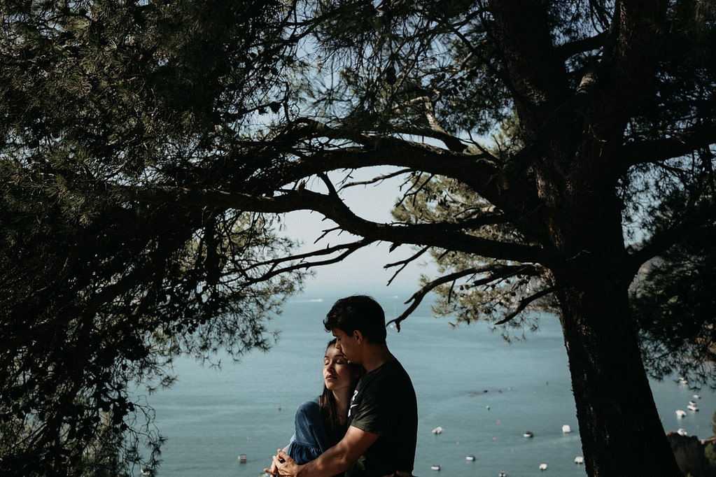Expressing Love: 100+ Ways to Say I Love You Effectively