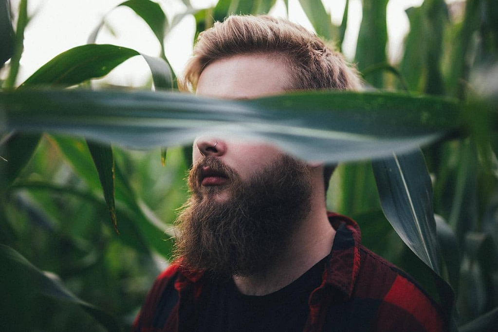 Recognizing Emotional Pain in Men: 17 Subtle Signs