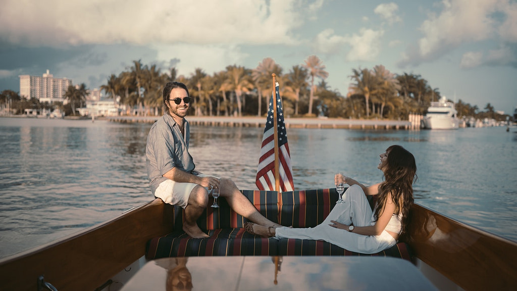 32 Subtle Signs He Loves You (Even If He Doesn t Say It)