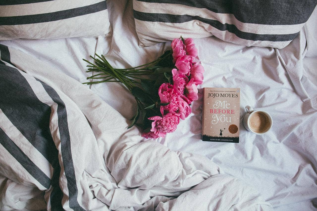 32 Subtle Signs He Loves You (Even If He Doesn t Say It)