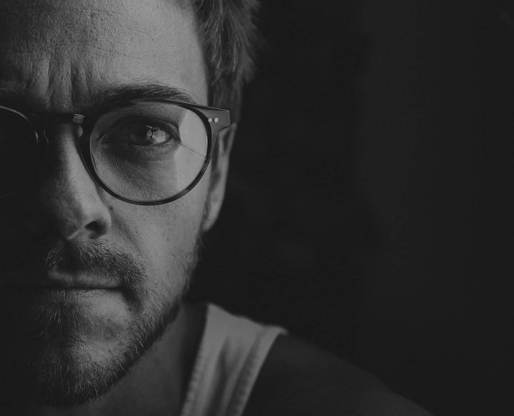 Navigating Emotional Unavailability: Should You Take Him Back?