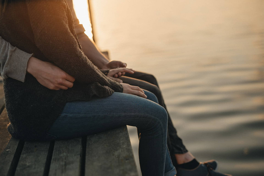 Navigating Neediness: 10 Tips for a Healthy Relationship