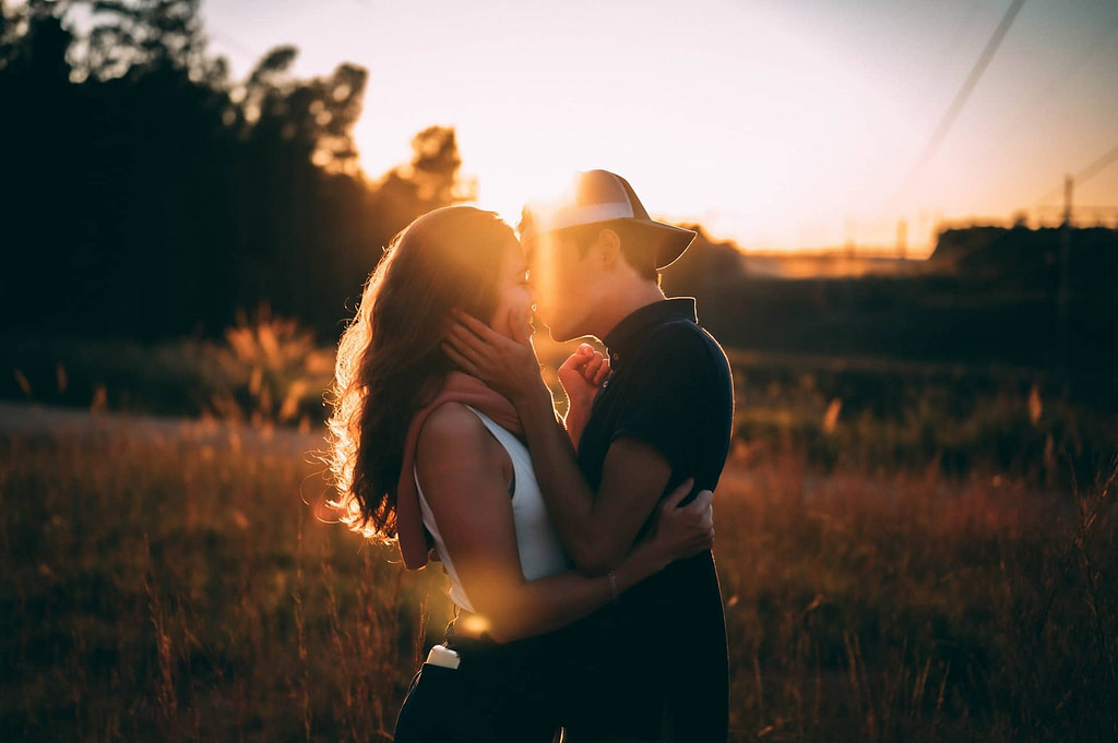 Top 100 Relationship Blogs for Love, Marriage & Breakups (2024)