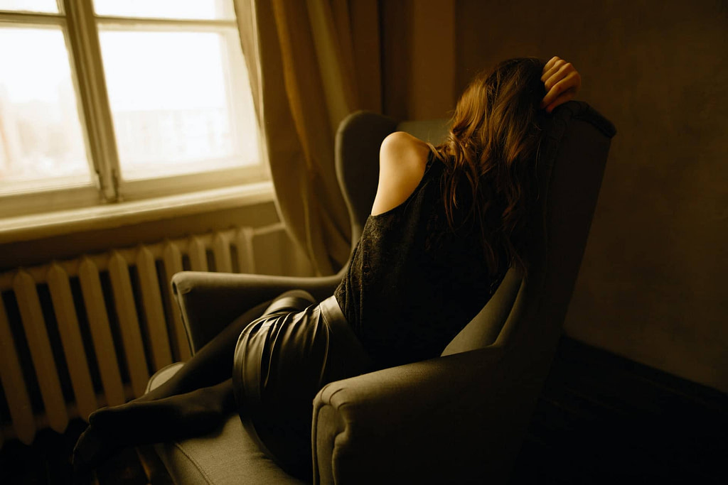 Navigating Infidelity: An Open Letter to Wives Heartbroken by a Husband s Affair