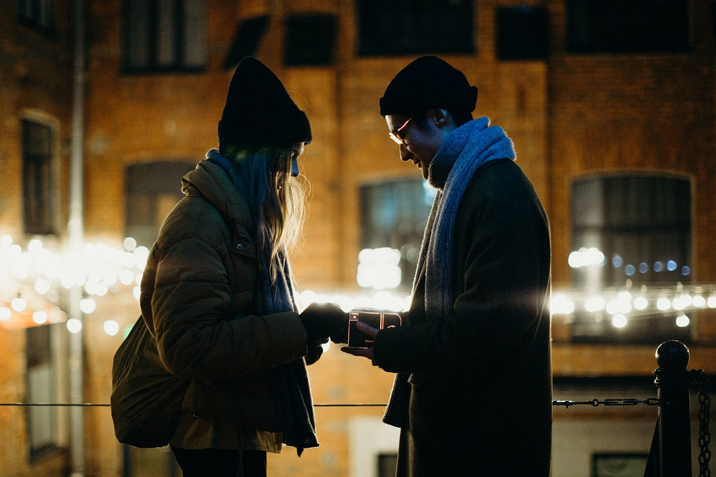 20 Signs Your Ex Might Still Have Feelings: Is Reconciliation Possible?