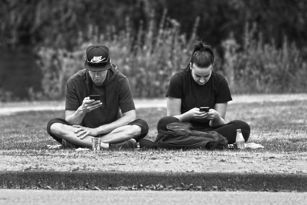 13 Signs He s Interested But Not Ready for a Relationship