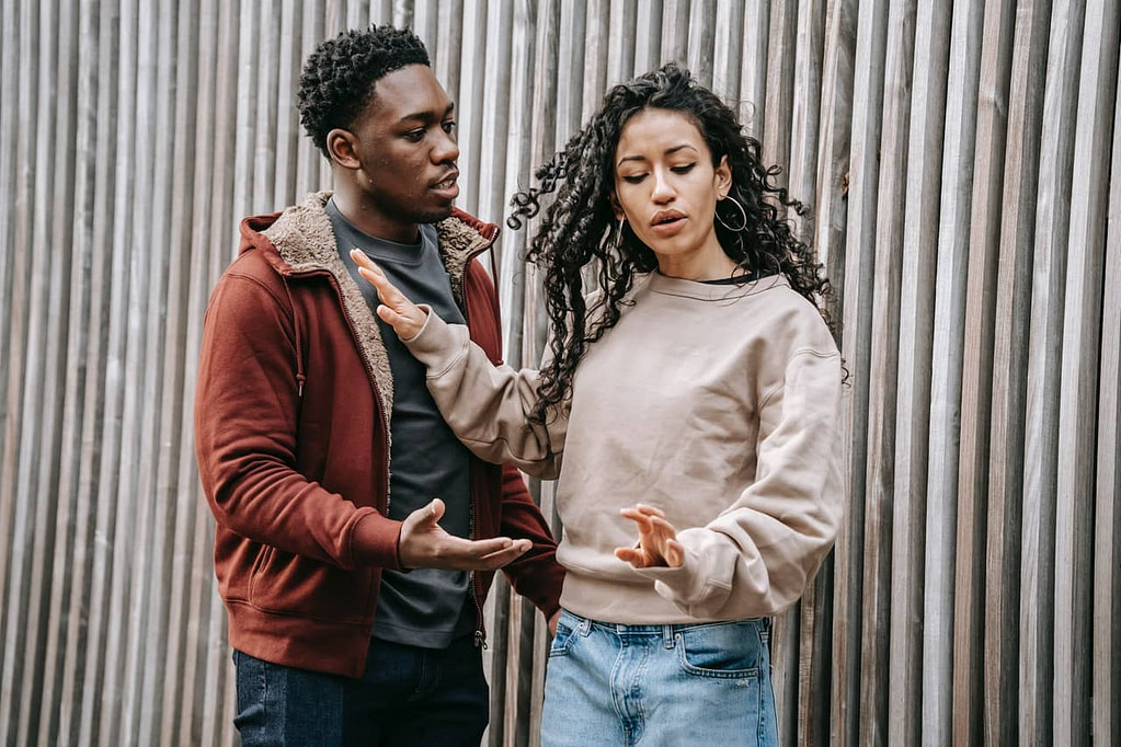 Navigating Emotional Unavailability: Understanding & Moving On