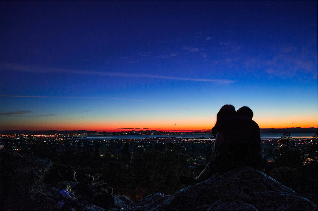 Libra & Capricorn Compatibility: Unveiling Surprising Dynamics