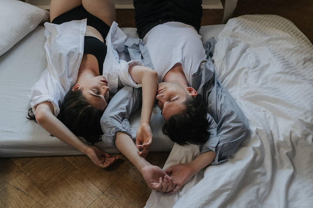 Navigating Open Relationships: 5 Strategies for Success