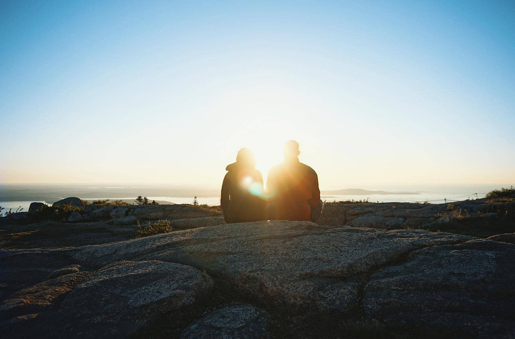 Understanding Twin Flame Telepathy During Separation: 17 Signs