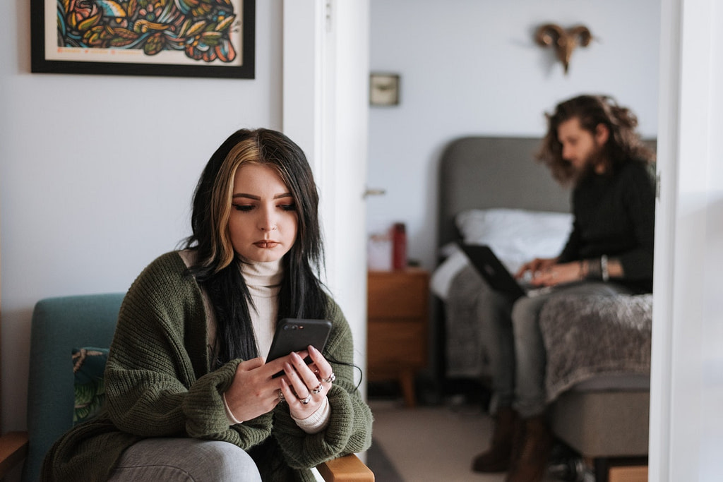 Understanding Relationship Issues: 15 Signs Your Boyfriend May Not Be Feeling the Same Way