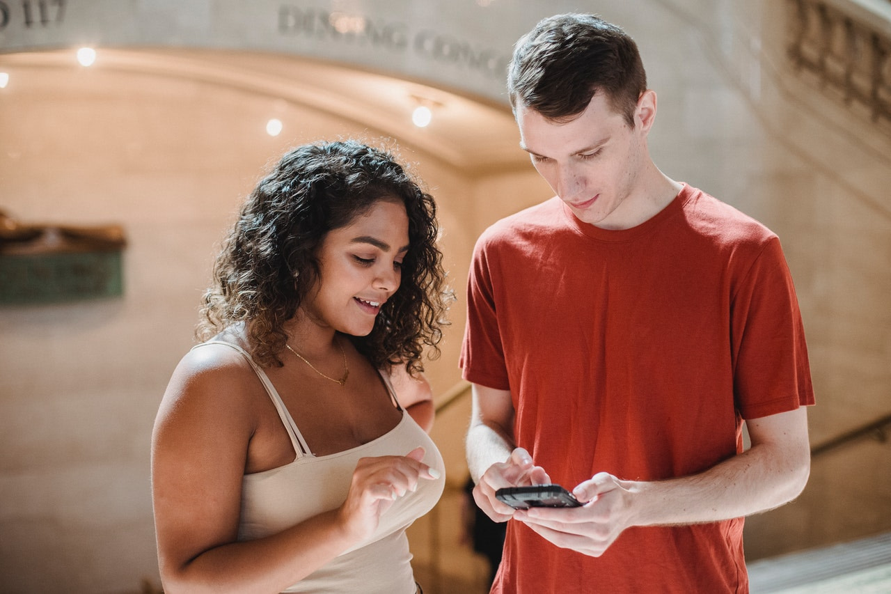 Decoding His Signals: 17 Signs He Likes You (And What They Mean)
