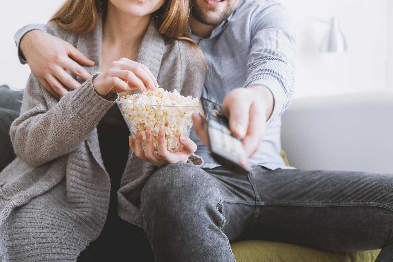 Decoding His Behavior: 10 Signs He s Acting Like a Boyfriend (But Not Committed)