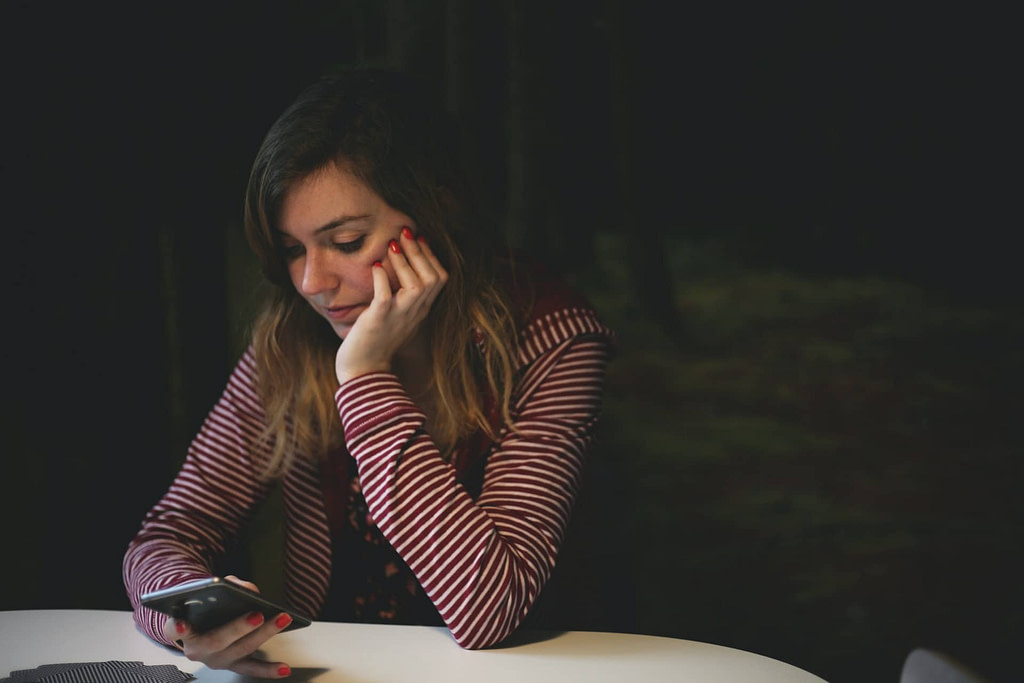 14 Signs He s Playing Games: Does He Want You to Chase Him?