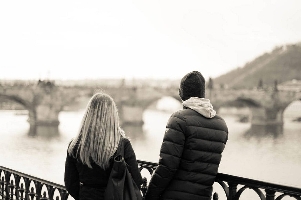 Navigating Feelings: 19 Subtle & Effective Ways to Ask a Girl Out