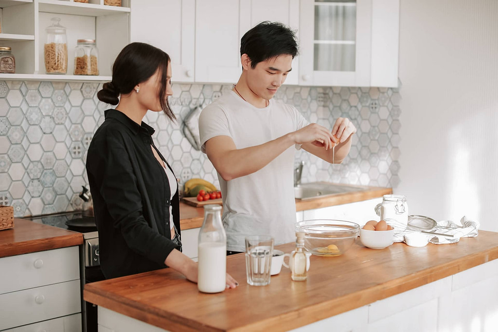 Dating an Intellectual: 15 Essential Insights for Success