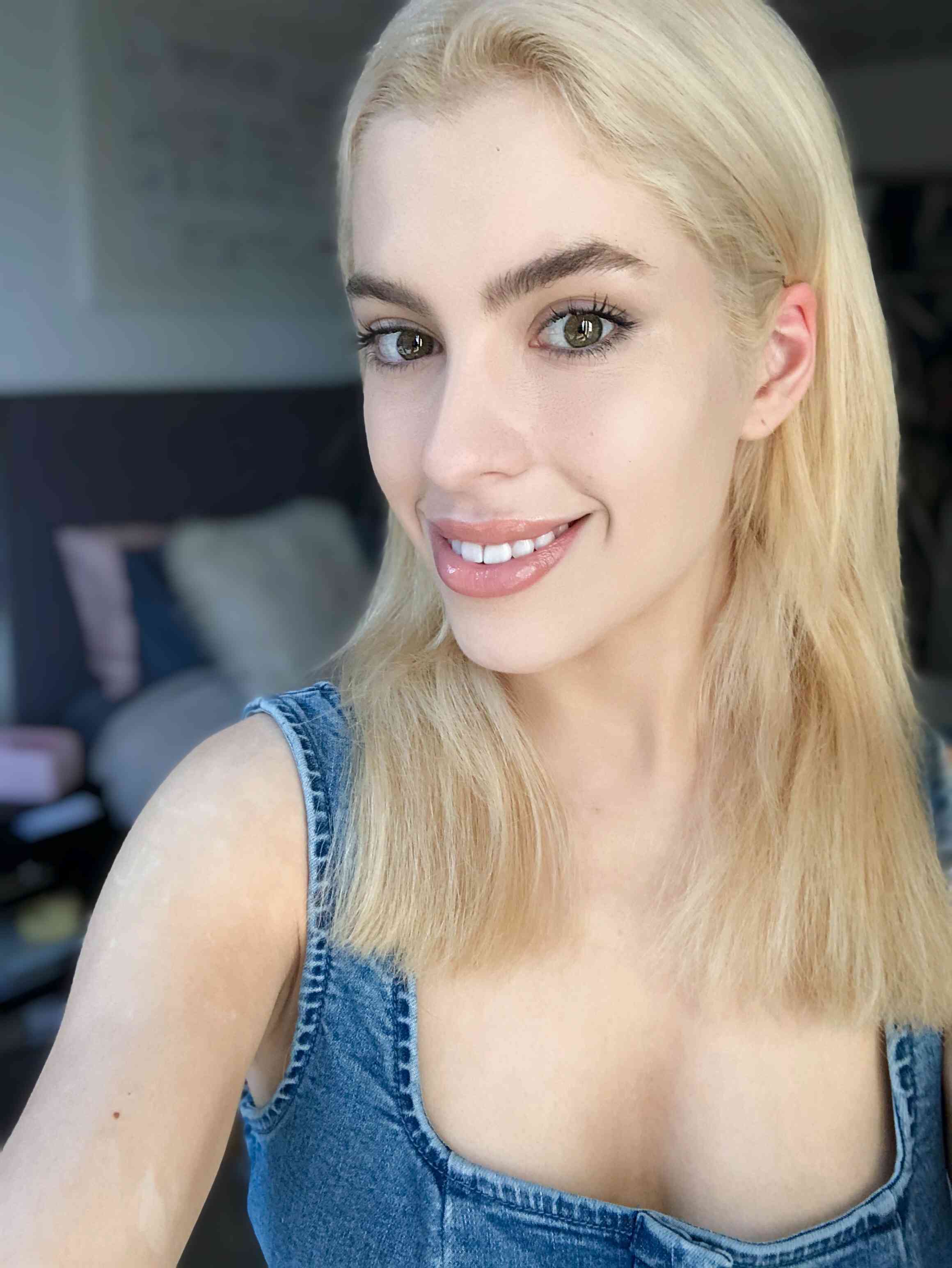 DIY Silver Hair: A Complete Guide to Bleaching Brunette Hair at Home