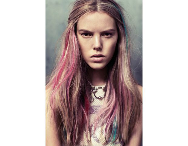 Hair Chalk Guide: Application & Removal Tips for Vibrant Colors