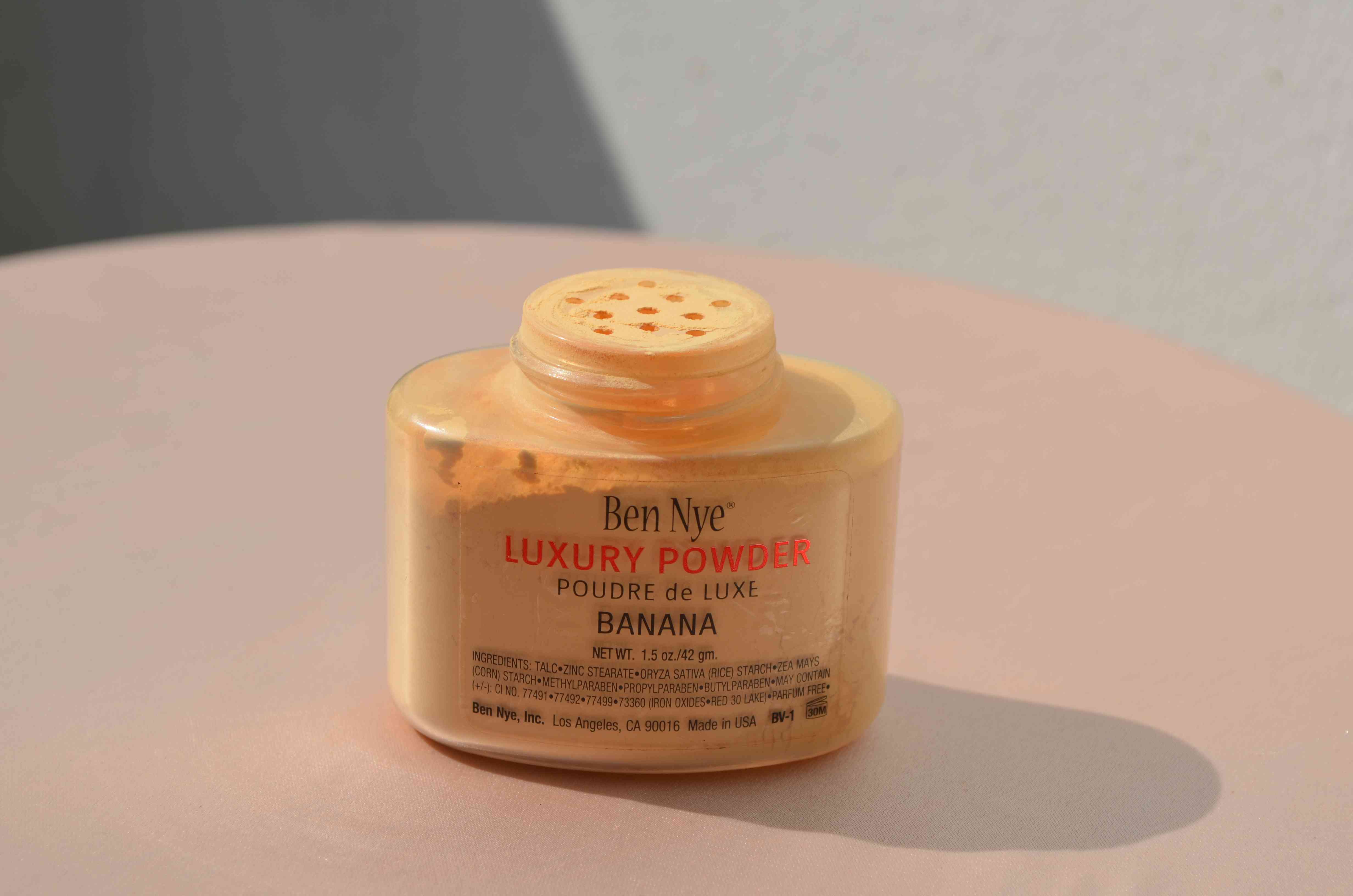Banana Powder: The Ultimate Guide to Makeup & Skin Benefits