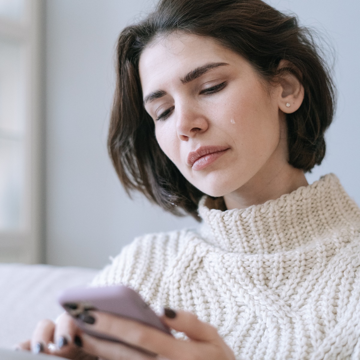Navigating Unrequited Love: 5 Healthy Habits for Moving On