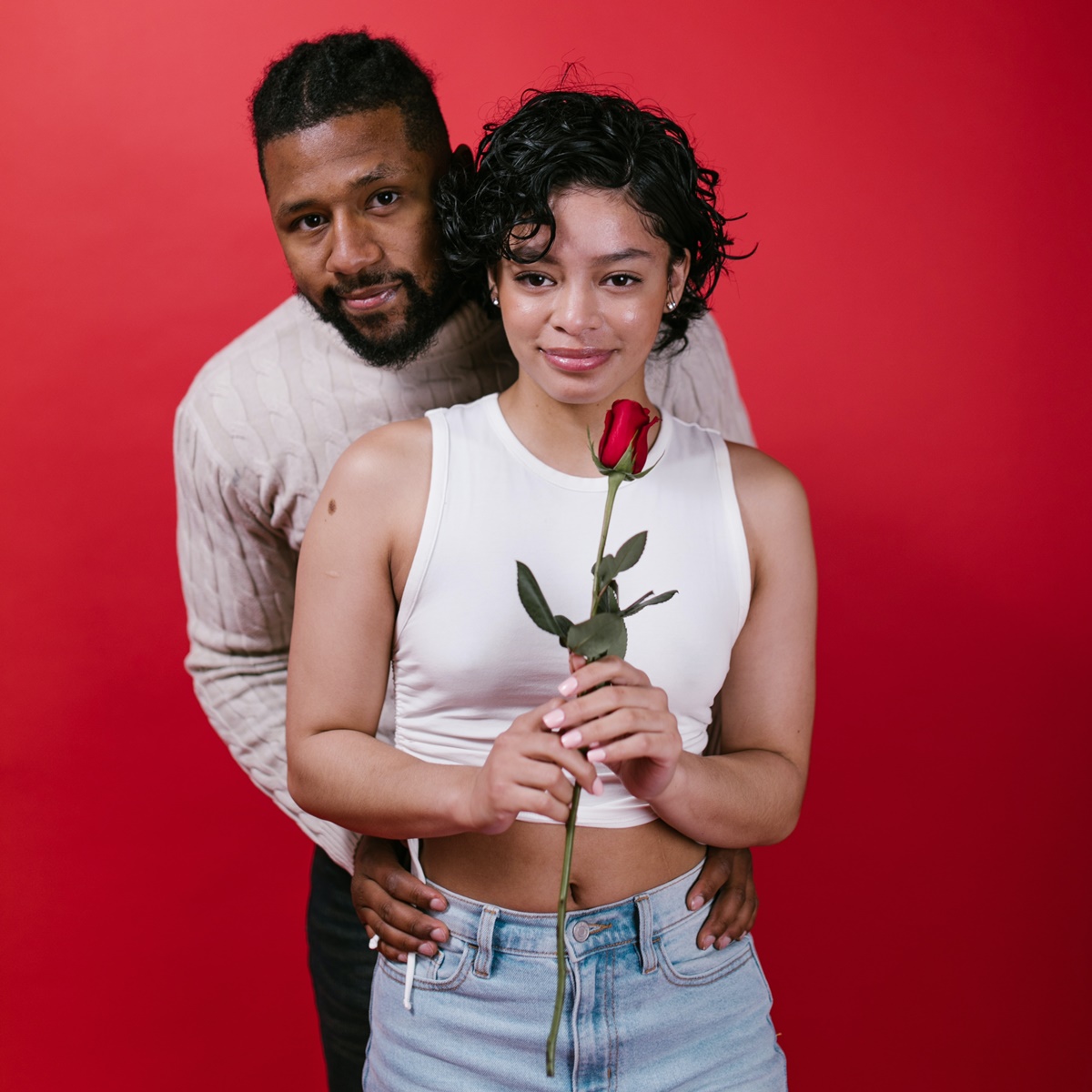 Meaningful Compliments for Your Husband: Reconnect & Show Appreciation