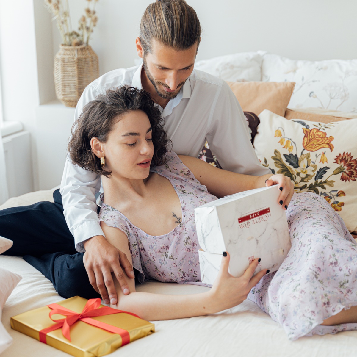 Reignite Romance: Meaningful Compliments for Your Wife