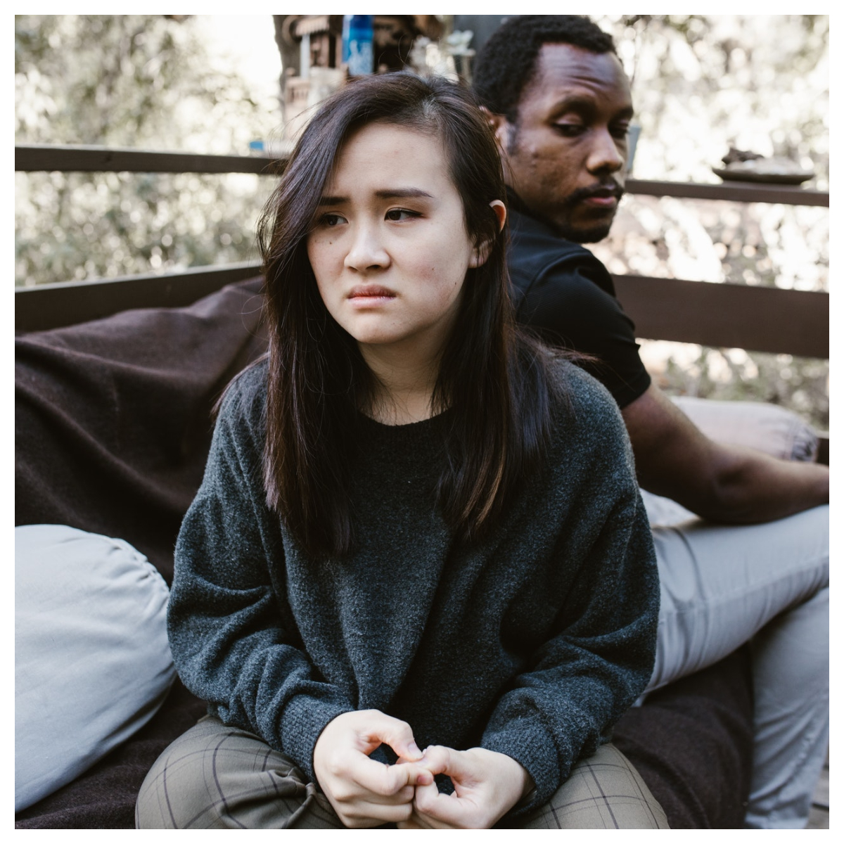 Relationship Red Flags: Recognizing Warning Signs in a Partner
