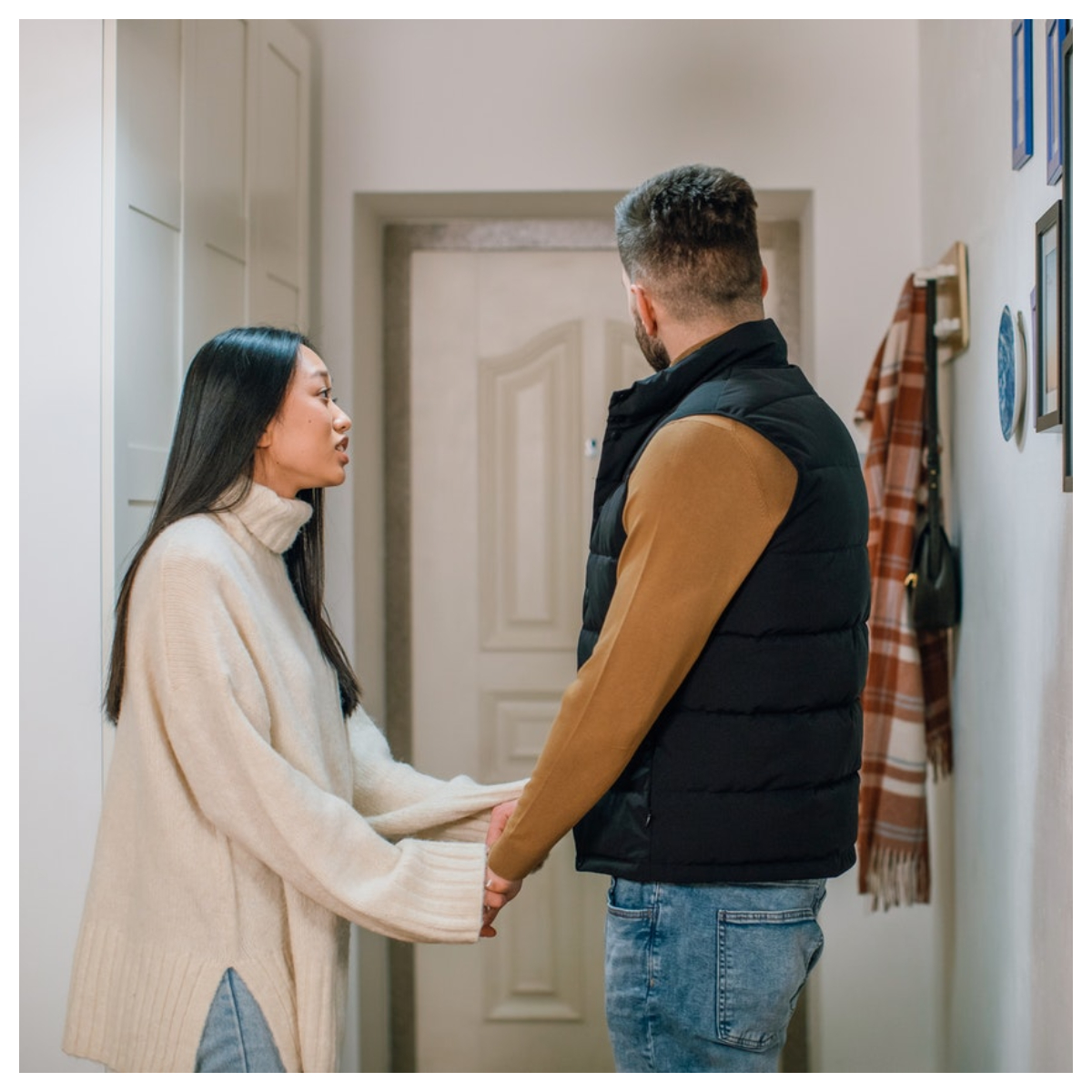 Recognizing Toxic Relationships: 4 Warning Signs